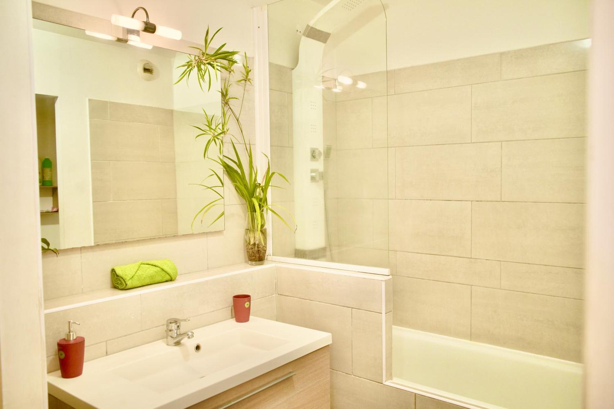 Les Balcons Du Theatre Apartment Saint-Gilles-les Bains Luaran gambar